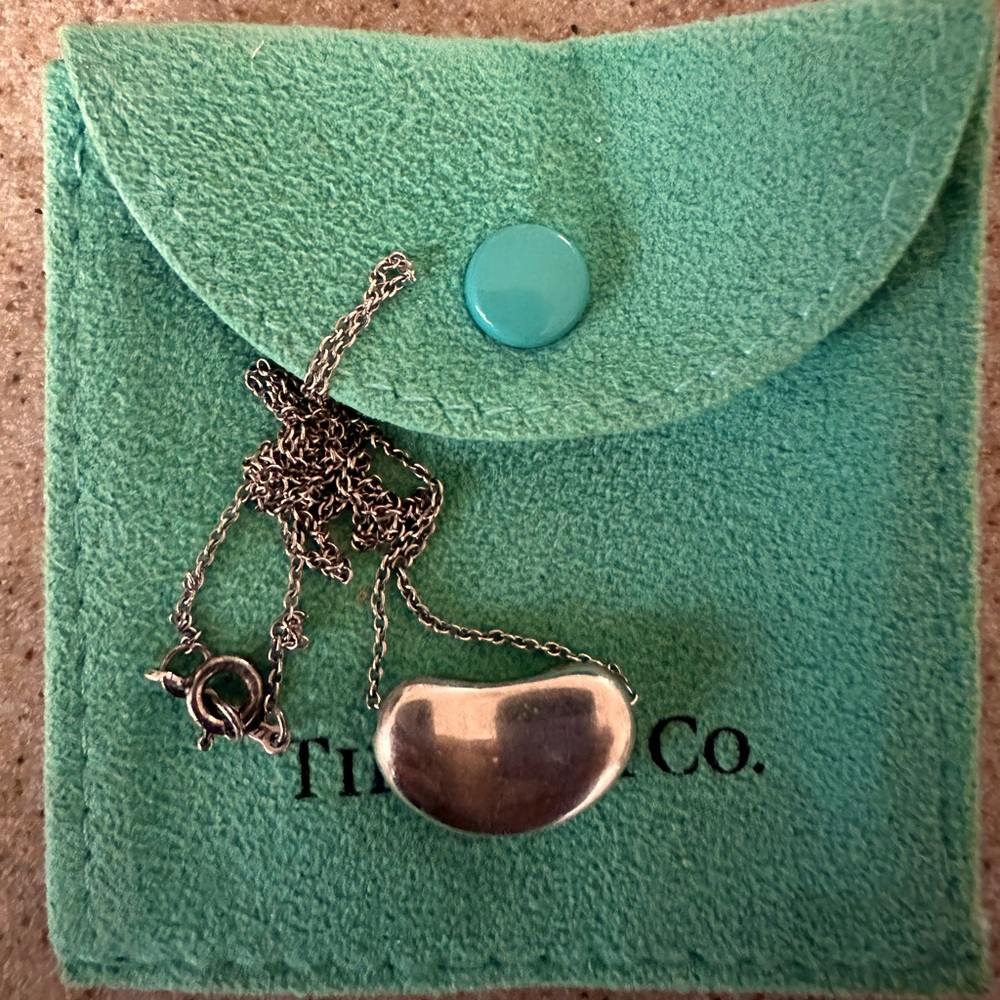 Tiffany’s Elsa Peretti 20 mm large bean sterling silver 925